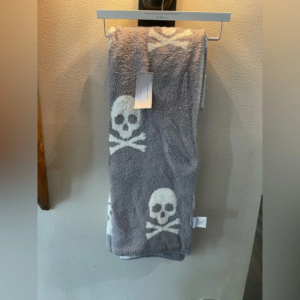 Tahari brand new